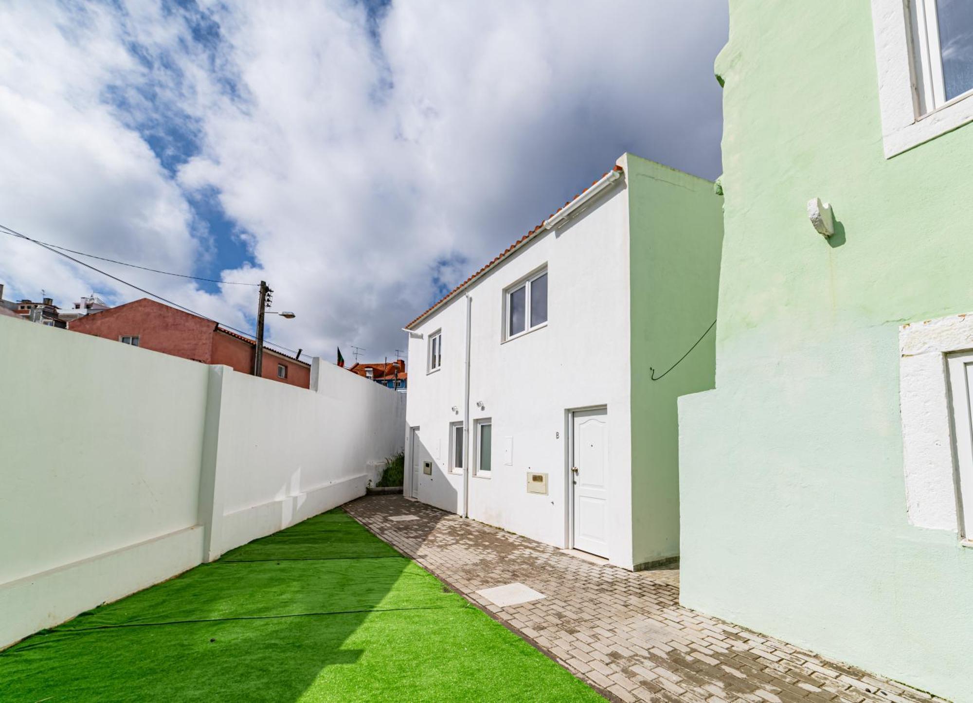 Duplex Apartment Near Belem Lisbon Exterior photo